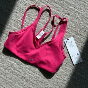 ALO Yoga Pink airlift ribbed jump start v neck bra